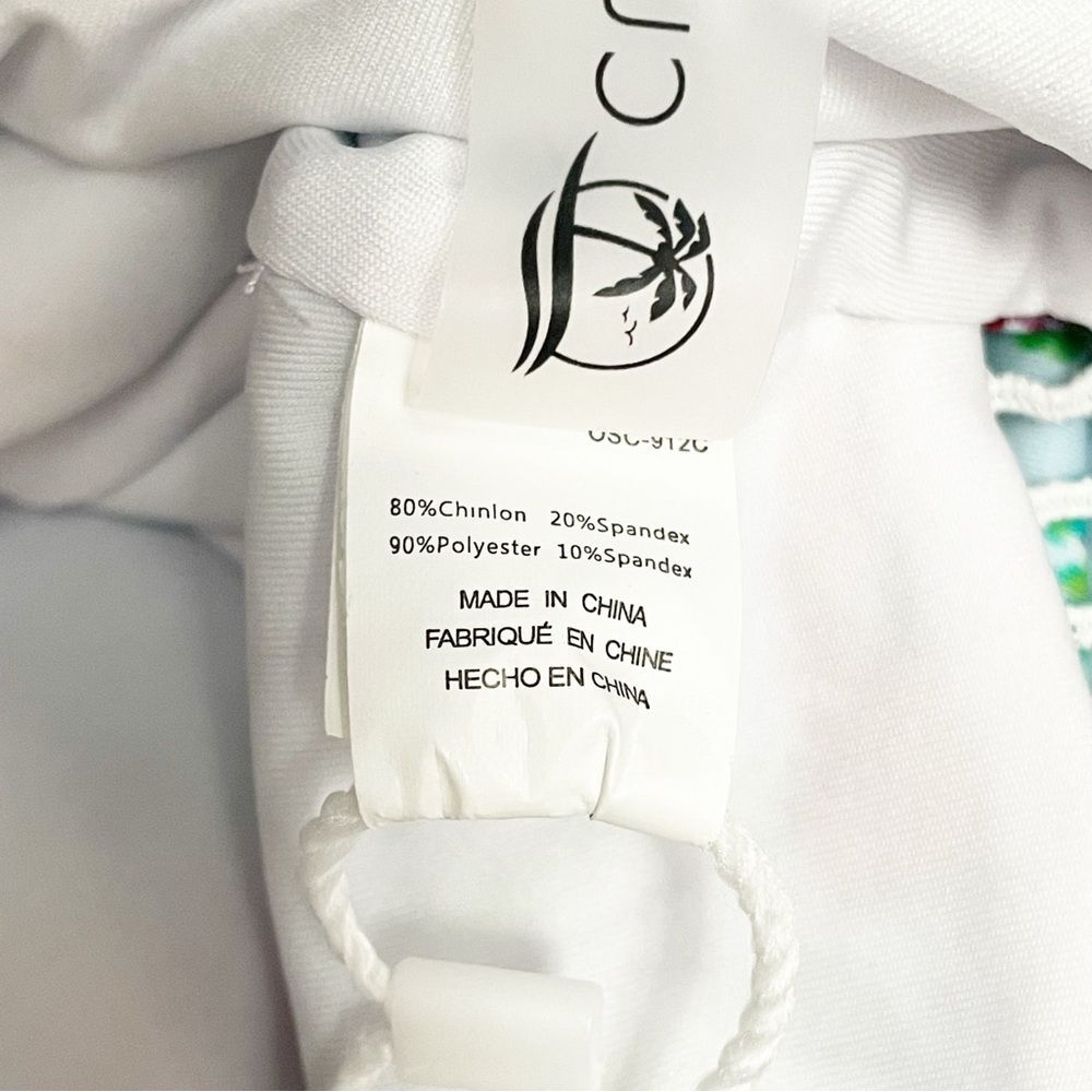 NWT Cupshe Light Blue And Red Floral Halter One-Piece Swimsuit Size Medium New - Picture 13 of 16